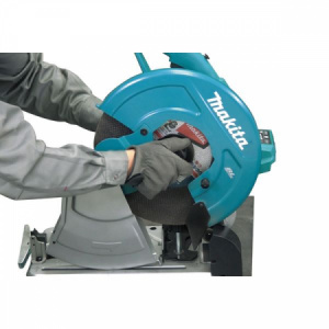 makita-dlw140-3.jpg