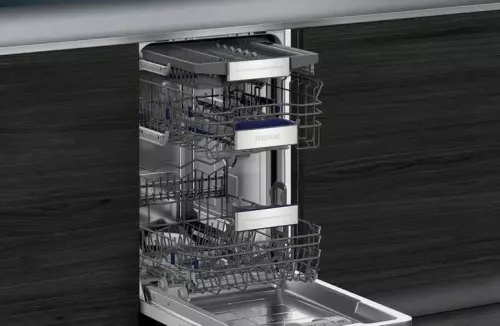 vstraivaemaya_posudomoechnaya_mashina_siemens_sr_65yx08me_foto_open1.jpg